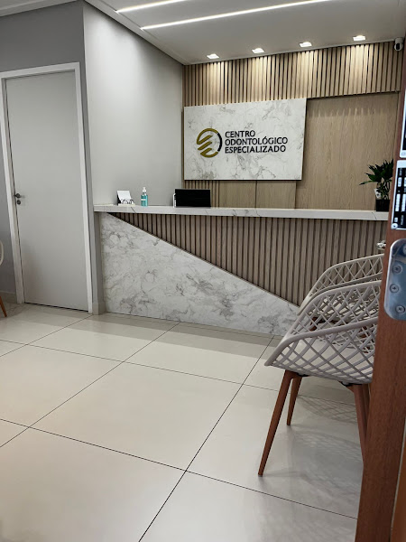 Foto 2 de Centro Odontológico Especializado - Dra. Angela Kuchpil Harfuch