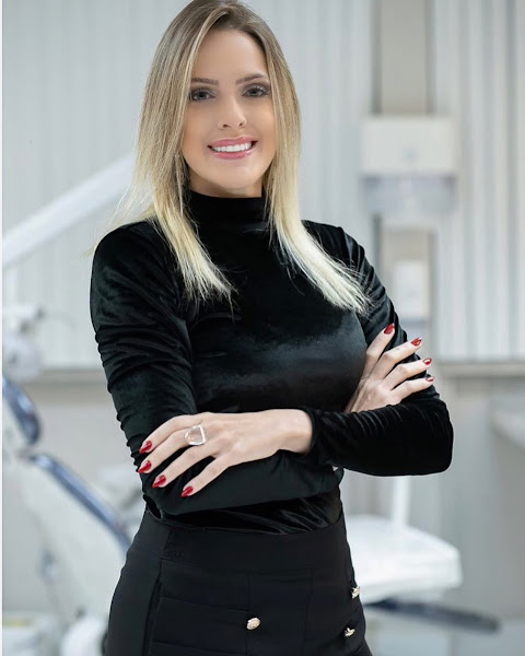 Foto 2 de Centro Odontológico Renata Nepomuceno | Dentista na Boa Vista | Clareamento | Facetas | Botox | Harmonização | Preenchimento