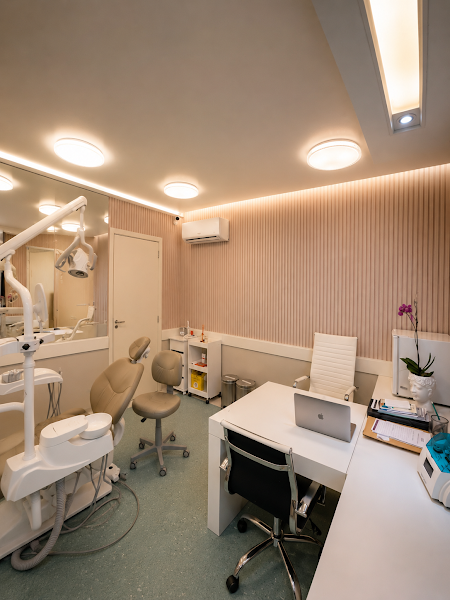 Foto 2 de Centro Odontológico Saúde e Estética - Dra Jeniffer Sodré Kremer - Dentista Araucária, Botox Araucária, Faceta Araucária.