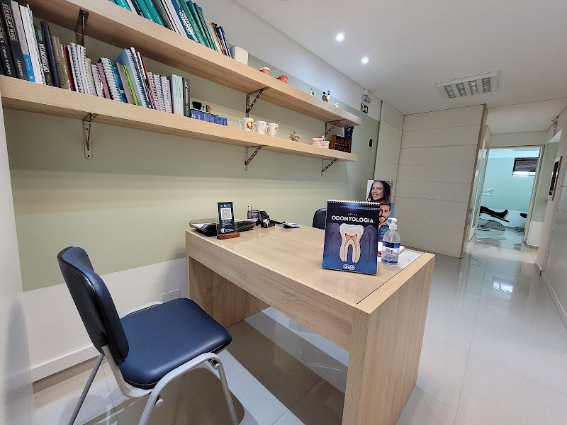 Foto 3 de Centro Odontológico Saúde e Estética - Dra Jeniffer Sodré Kremer - Dentista Araucária, Botox Araucária, Faceta Araucária.