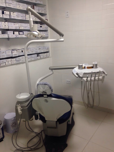 Foto 2 de Ceo - Centro Odontologico Real shopping - Dr. Jailson e Dr. Joseane - Dentista em Bangu