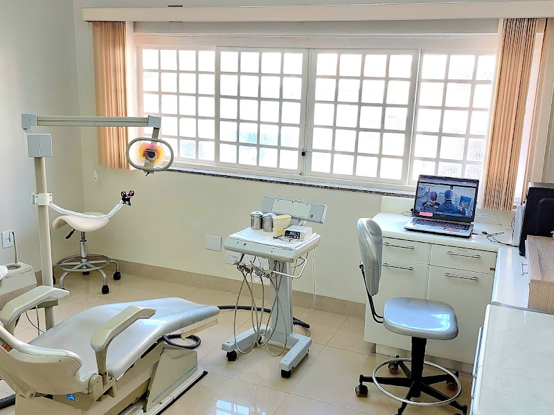 Foto de Chaguri Odontologia - Implante Dentário em Ribeirão Preto - Prótese Dentária - Cirurgia Bucomaxilofacial