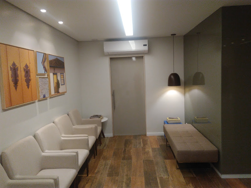 Foto 3 de CIN- Dr Carlos Ausbert/Dr Franklin Faraj / Dr Julio C. de Almeida /Dr Marcello Penholate /Dr Ravi Felix