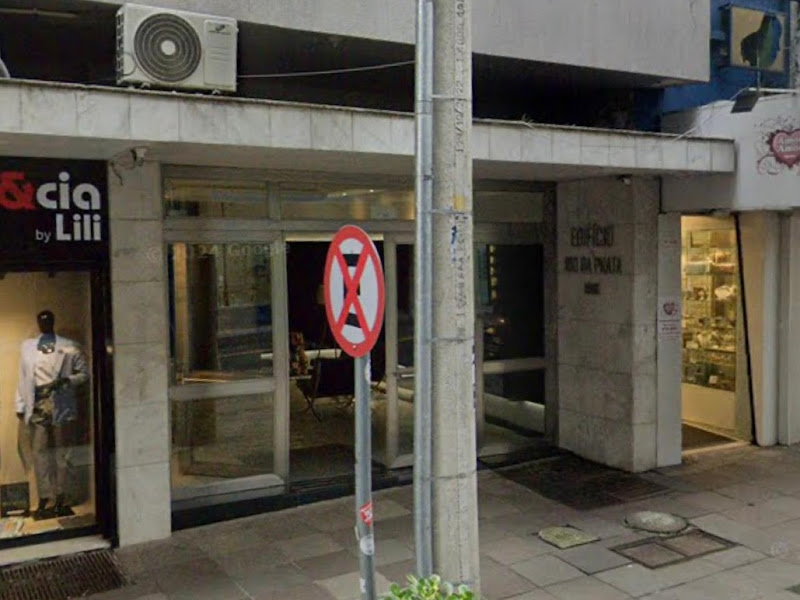 Foto de Cirurgiã - Dentista Amanda Bolzan