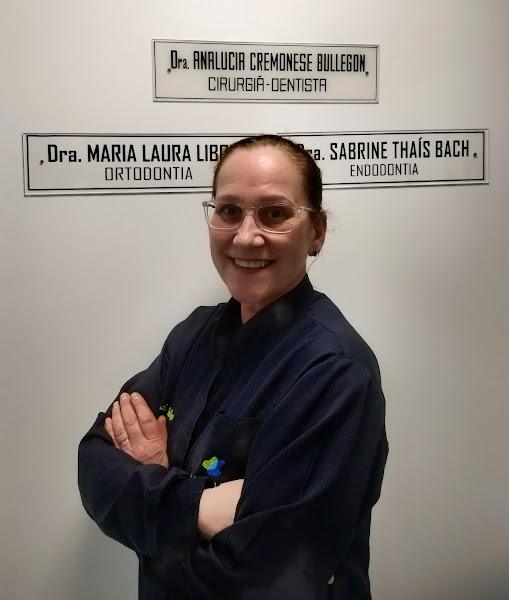 Foto 3 de Cirurgiã Dentista Analucia Cremonese Bullegon