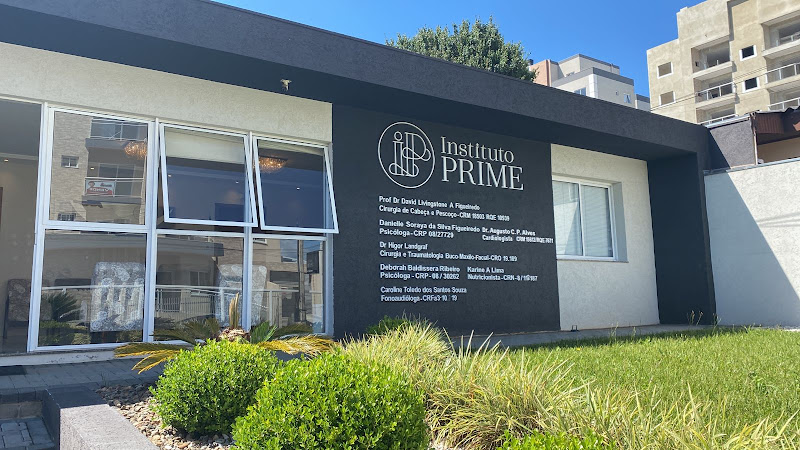 Foto 2 de Cirurgiã dentista- Barbara Makuch