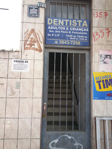 Foto 2 de Cirurgiã Dentista - Dra.Ana Paula N.Perissinotto