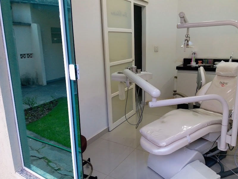 Foto 3 de Cirurgiã dentista Dra. Christina Willamowius