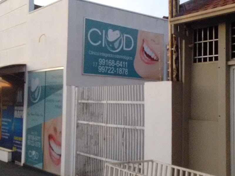 Foto 3 de Cirurgiã Dentista dra Lívia Soldan