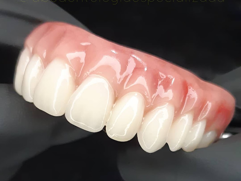 Foto 8 de Cirurgiã-Dentista Dra Mavi Gouvêa