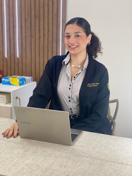 Foto de Cirurgiã Dentista Dra. Poliana Dupim | Jacareí