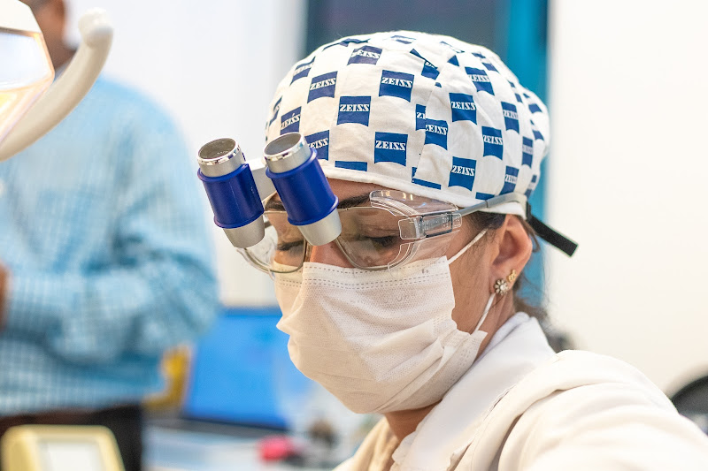 Foto 4 de Cirurgiã Dentista Dra Raquel Rosa - Reabilitação Oral