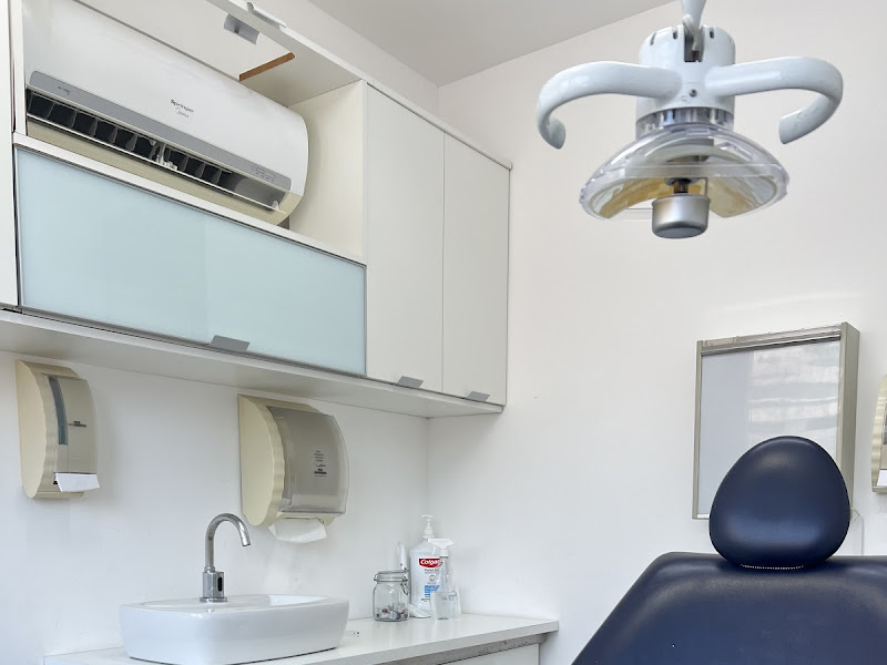 Foto 3 de Cirurgiã Dentista: Eulina Osório da Silva