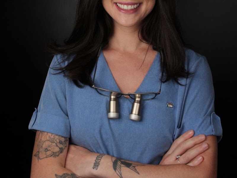Foto 2 de Cirurgiã-Dentista Graziele Rodrigues
