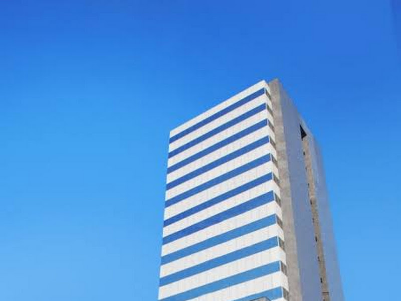 Foto 3 de Cirurgião Buco-Maxilo-Facial Dr. Luis Eduardo Schneider