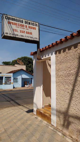 Foto 3 de Cirurgião Dentista Aparecido B. Ruivo
