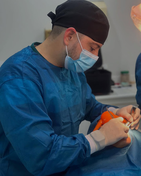 Foto 2 de Cirurgião Dentista Cláudio Rangel Simões | Laranjeiras