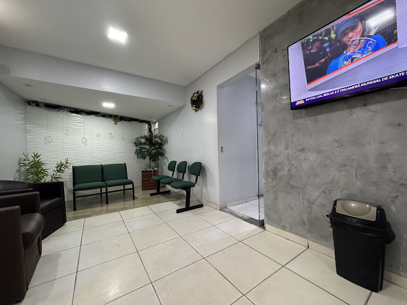 Foto 2 de Cirurgião Dentista - Dr. Aristóteles F. Dutra