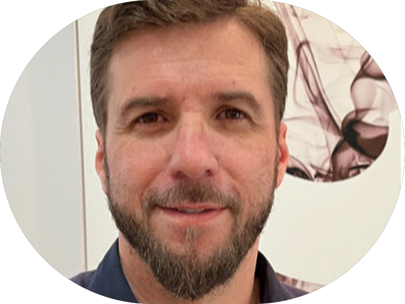 Foto 2 de Cirurgião Dentista | Dr. Gustavo A. Paula - Implantes Dentários