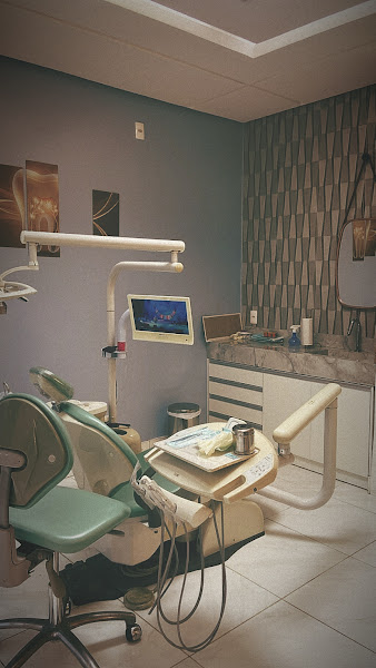 Foto 2 de Cirurgião Dentista Dr. Wilver Paula Lima