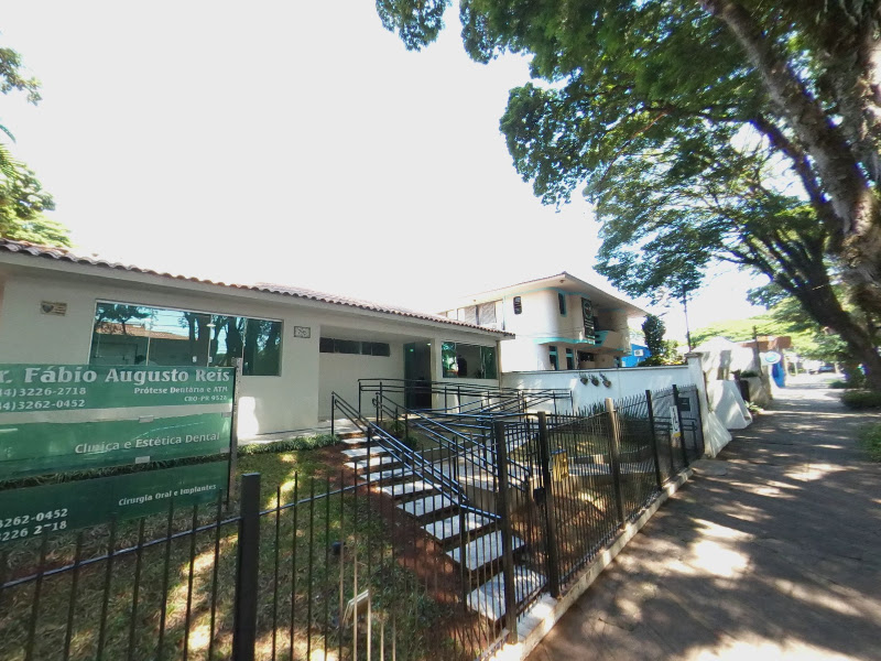 Foto 3 de Cirurgião Dentista e Prótese DrºFabio Augusto Reis
