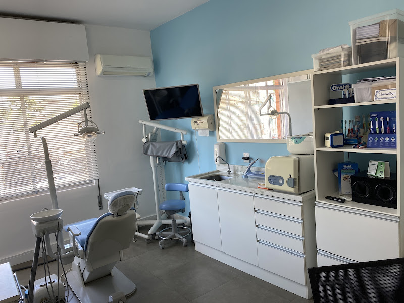 Foto 2 de Cirurgião Dentista - Marcelo C.Krzyzaniak