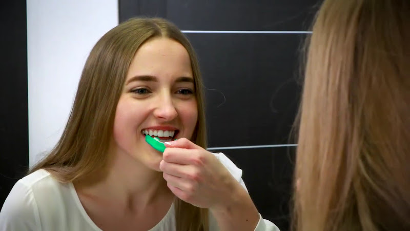 Foto 3 de Clareamento Dental Gávea