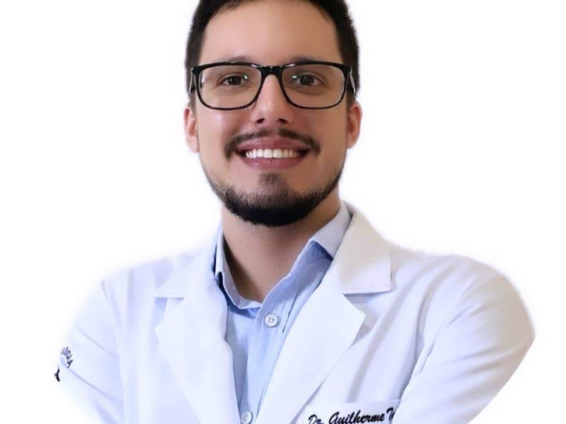 Foto 2 de Clareamento Dental Maringa - Dr Guilherme Tomon