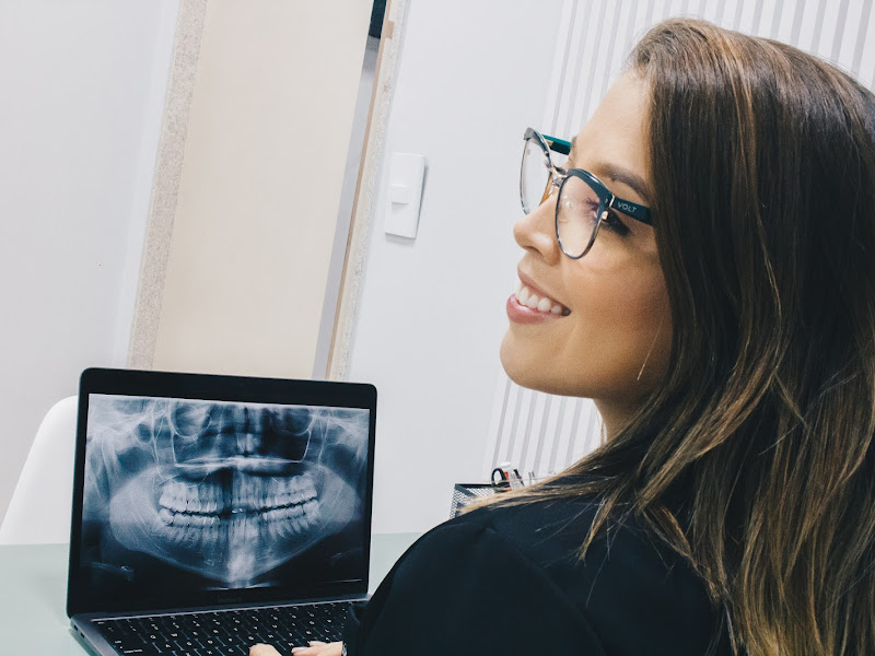 Foto 2 de Cláudia de Carvalho Gaspar Linhares