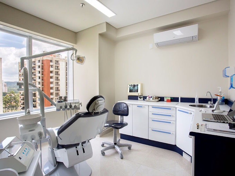 Foto 3 de Clidec Clínica Dentária Especializada Cura D Ars