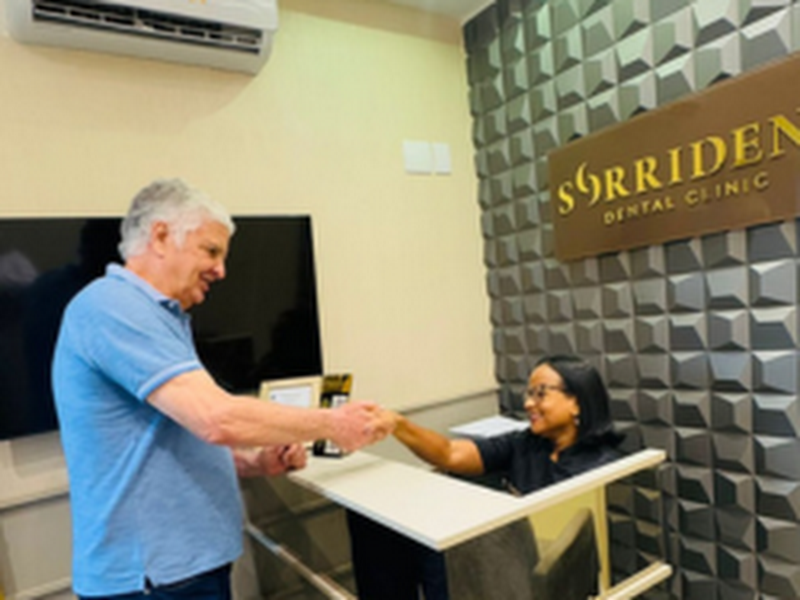 Foto 3 de CLIDENTE CLINICA DENTARIA ESPECIALIZADA