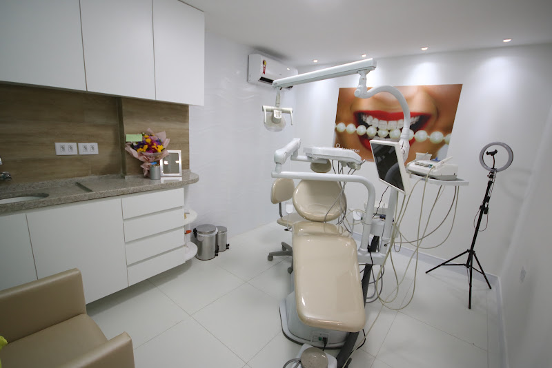 Foto 4 de Clini sorriso - Odontologia estética & Reabilitação