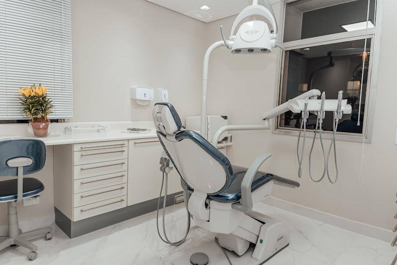 Foto 2 de Clinic Legacy Odontologia | Vila Mariana | Estética Dental | Implante dentário | HOF