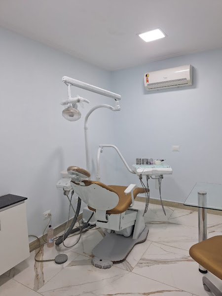 Foto 2 de Clínica Acerte Saúde - Dentista no Cabo