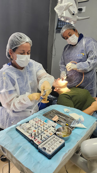 Foto de Clinica Amanda Albuquerque ( Estetica e Odontologia )