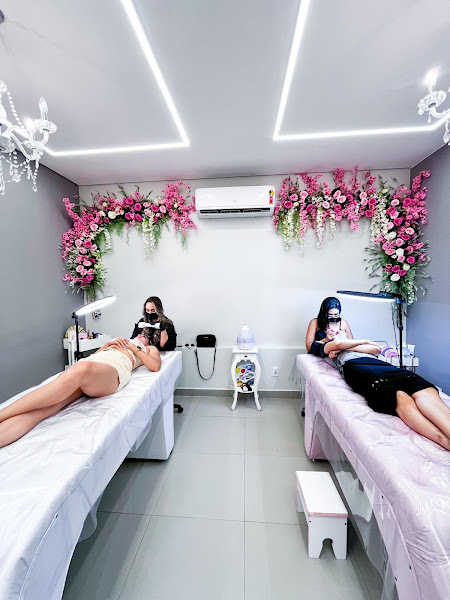 Foto 2 de Clínica Amanda Wurlitzer - Preenchimento Labial e Rinomodelação ( Harmonização Facial )