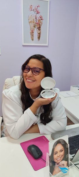 Foto 2 de CLÍNICA AMAR SORRIR Dra Alessandra Rodrigues (Cirurgiã-Dentista)