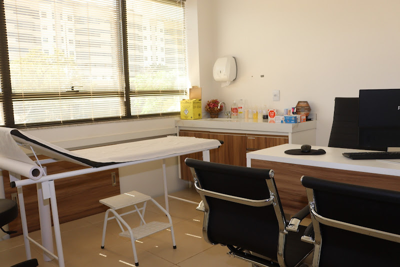 Foto 2 de Clinica Ana Maia Sudoeste | Clínico Geral | Acupuntura | Dermatologista | Urologista | Sudoeste Asa Sul