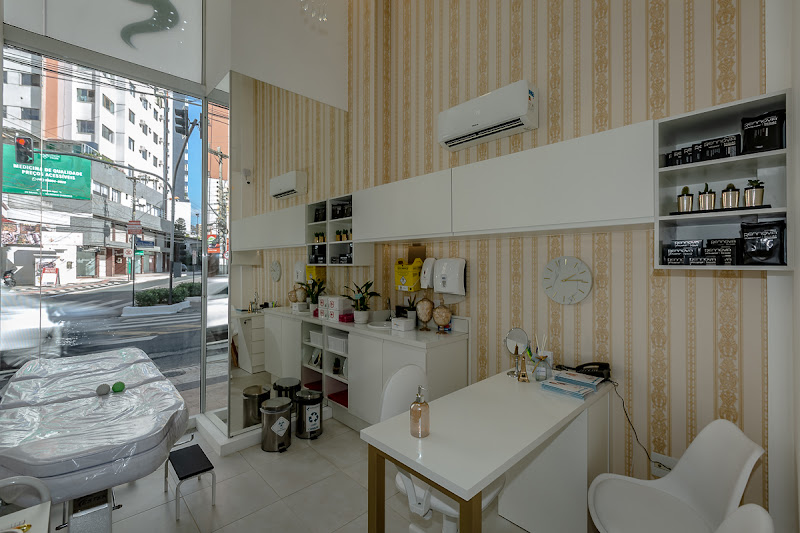 Foto 3 de Clínica Biavatti Balneário Camboriú - Botox, Preenchimento, Estética e Bioestimulador de Colágeno