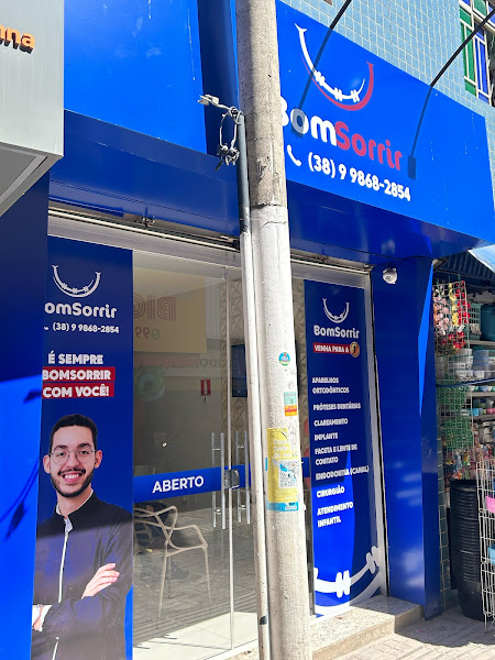 Foto 2 de Clínica BomSorrir Montes Claros - Clínica Especializada em Implantes Dentários, Aparelho Dental