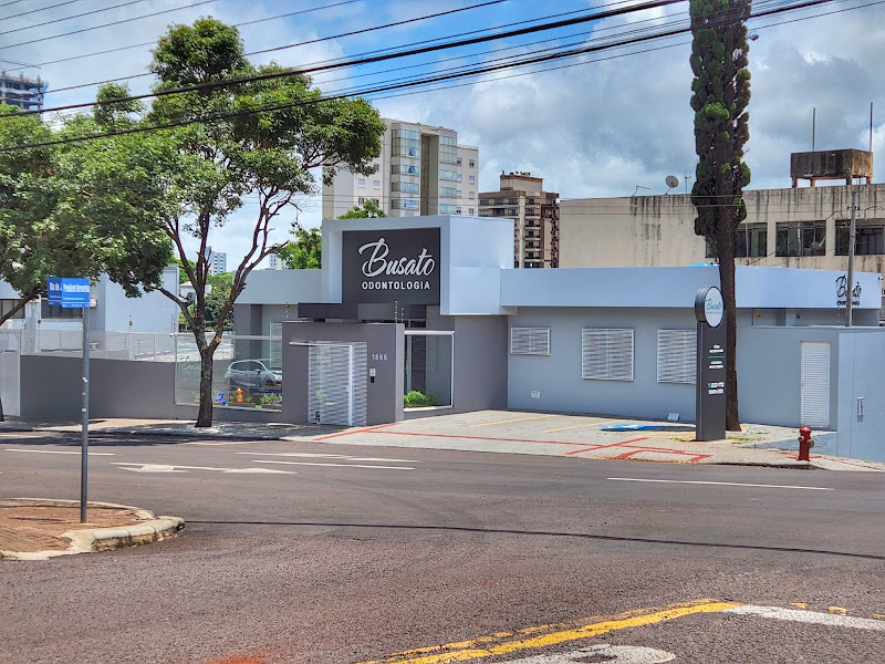 Foto 2 de Clínica Busato Odontologia - Cascavel