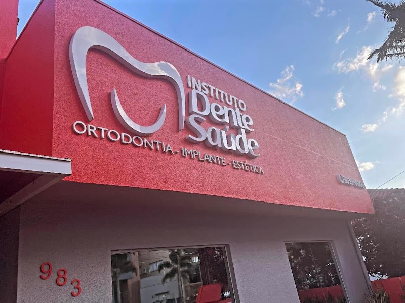 Foto 8 de Clínica Busato Odontologia - Cascavel