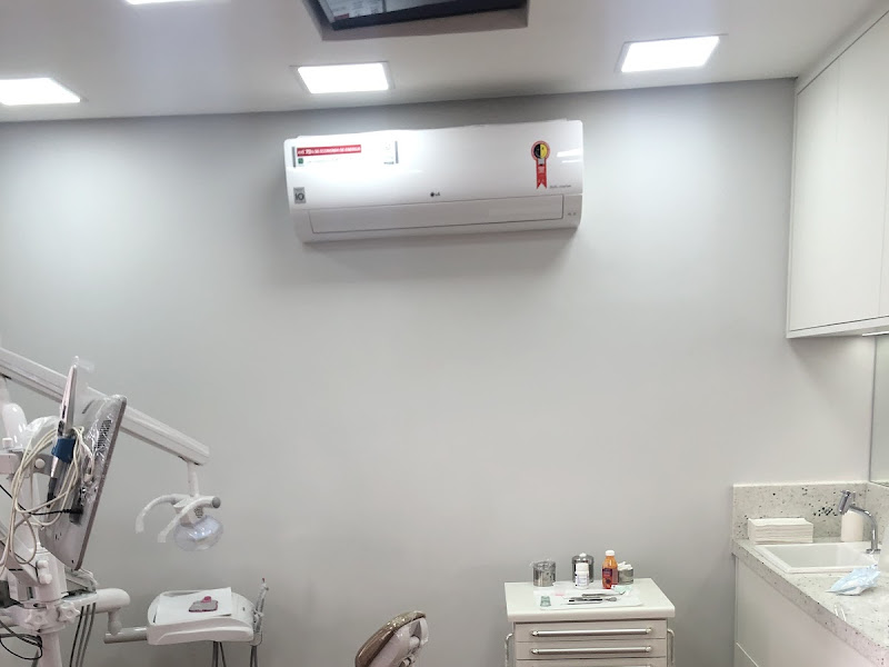 Foto 6 de Clínica Camillo Odontologia | Dentista em Osasco | Implante, Ortodontia e Odontopediatria