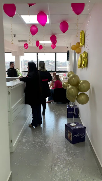 Foto 3 de Clínica de Estética Emporium da Beleza - Colombo