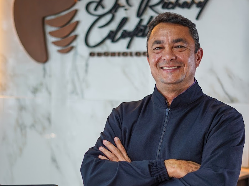 Foto de Clínica de Implantes Dentários Dr. Richard Colodete | Especialista em Prótese e Reabilitação Oral em Realengo