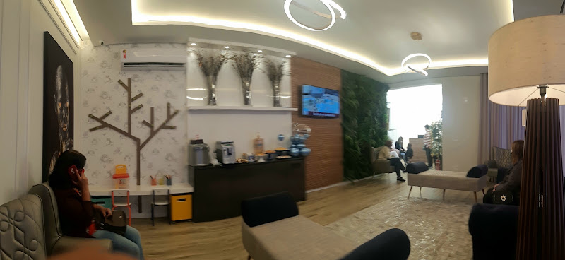 Foto 2 de Clínica de Odontologia estética - Dra Marcia Bortolin