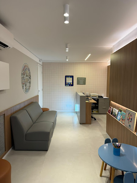 Foto 3 de Clínica de Odontopediatria de Curitiba Ltda