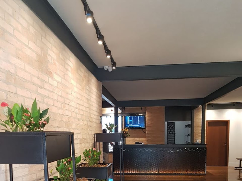 Foto de Clinica de olhos Vivendo - Marlon Moraes Ibrahim - Oftalmologista Unimed Franca e convênios - Cirurgia ocular