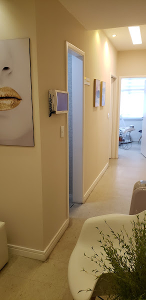 Foto 2 de Clínica de Reabilitação Oral CG/ Dra Cristina G Afonso