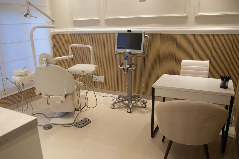 Foto 2 de Clínica Dental Care de Especialidades odontológicas